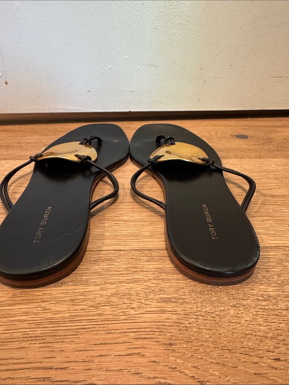 Tory Burch Patos Black Leather Sandals - Picture 4 of 7